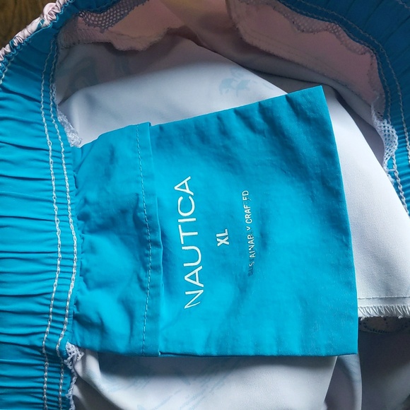 Nautica Pale Orchid Island Scene Print Swim Trunks - Men's XL - Picture 5 of 5